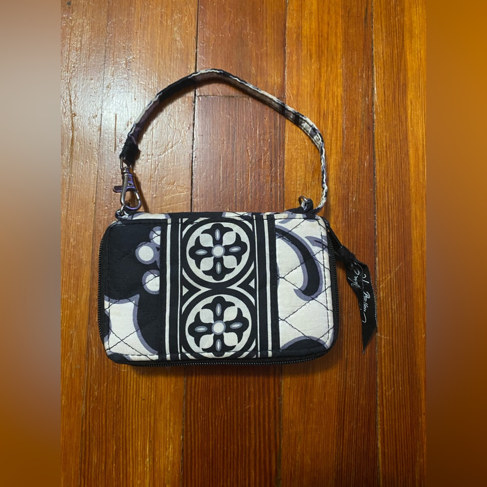 Vera Bradley Night & Day Carry it All Wristlet Wallet Phone Card Cash Case.